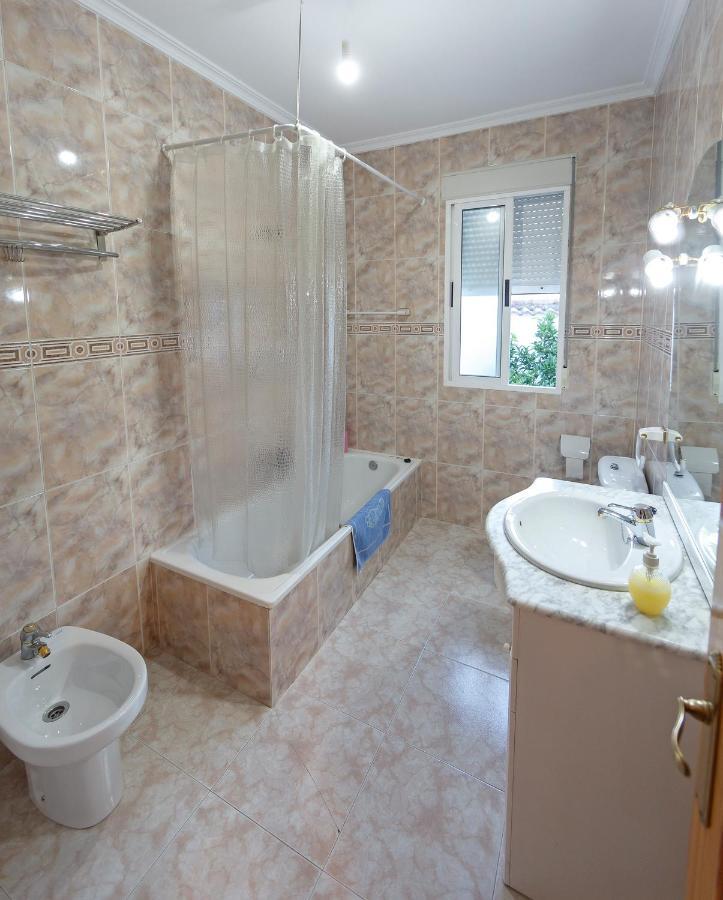 Casa Familiar La Lunara Caces Extérieur photo